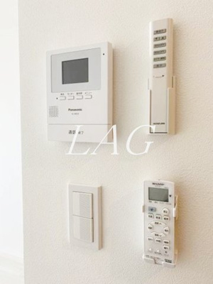 【セキュリティ】 | アザーレ・キュリオス柿生 | モニター付きインターフォンです。