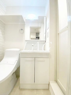 【洗面所】 | アザーレ・キュリオス柿生 | 独立洗面台です。