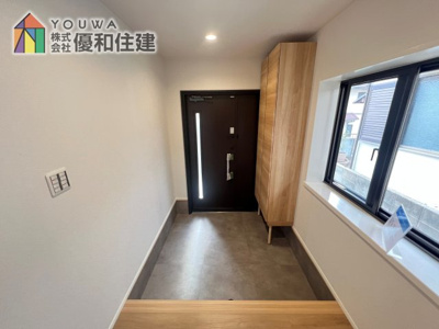 【玄関】 | 中古戸建　明石市朝霧台