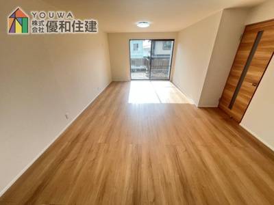 【居間・リビング】 | 中古戸建　明石市朝霧台