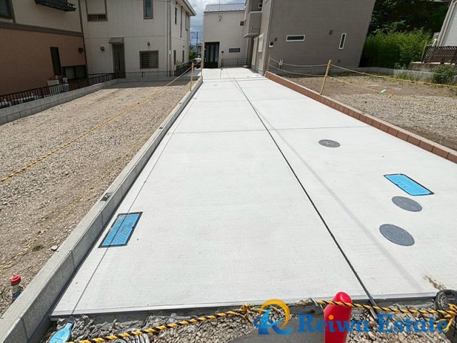 新築戸建　茅ヶ崎市菱沼3丁目　全3棟の駐車場