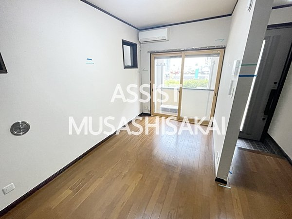 丸山メゾンの居間・リビング