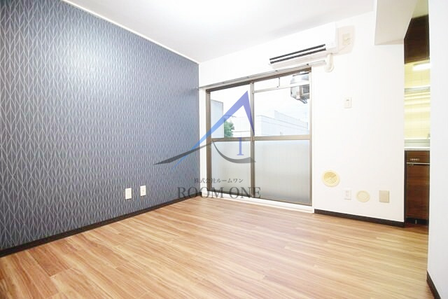 レジダンス・エリットの居間・リビング|洋室のお部屋です。