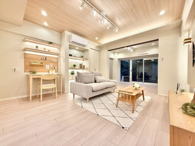 【エントランス】 | 秀和第2三田綱町レジデンス | 清潔なエントランスです