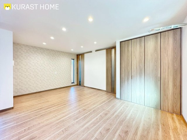 長岡京市今里更ノ町　新築戸建の居間・リビング