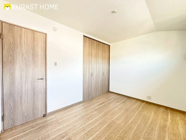 長岡京市今里更ノ町　新築戸建の洋室