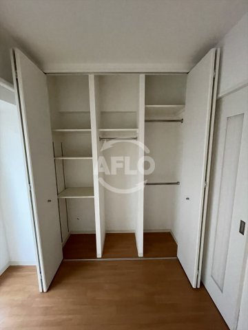 北浜プライマリーワンの収納|北浜プライマリーワン　クローゼット