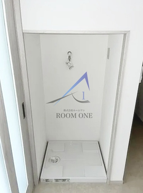 弥生荘の設備|洗濯機置場です。