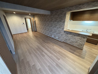 MESSAGE苦楽園三番町の居間