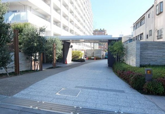 【エントランス】 | 毎日通るエントランスはこのようになっています