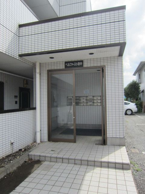 ベルファースト府中のエントランス