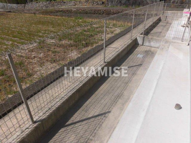 コンフォーティア三城の庭