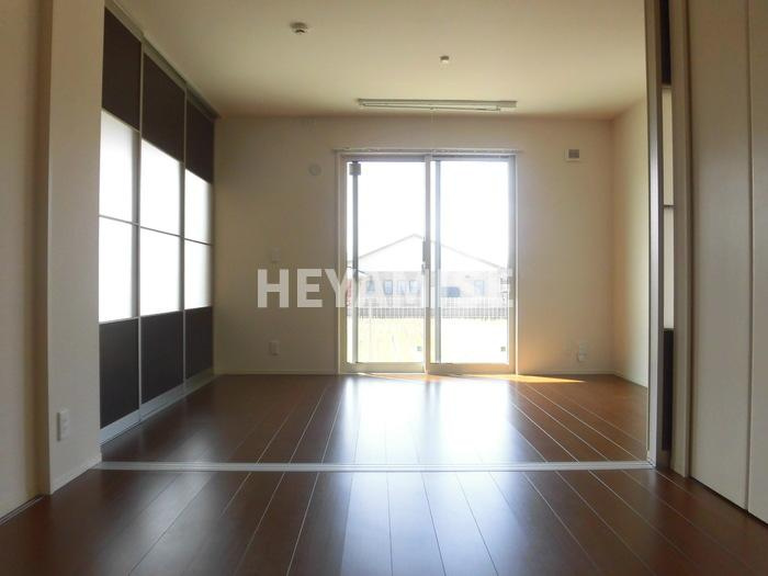 コンフォーティア三城の内装