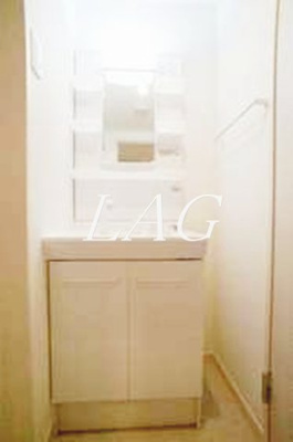 【洗面所】 | リブリ・Ebina 山手 | 独立洗面台です。