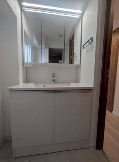 【独立洗面台】