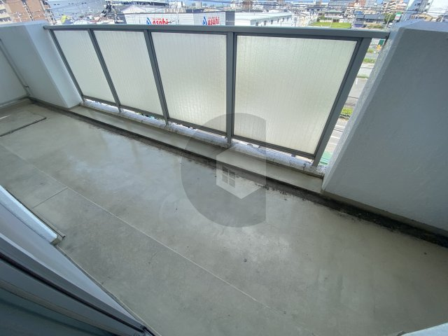 シャンポール東大阪のバルコニー