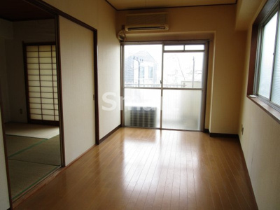 【居間・リビング】 | 中野スカイコーポ | 落ち着いた雰囲気のダイニングです！