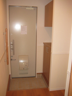 【玄関】 | アーベインカーサ賑町