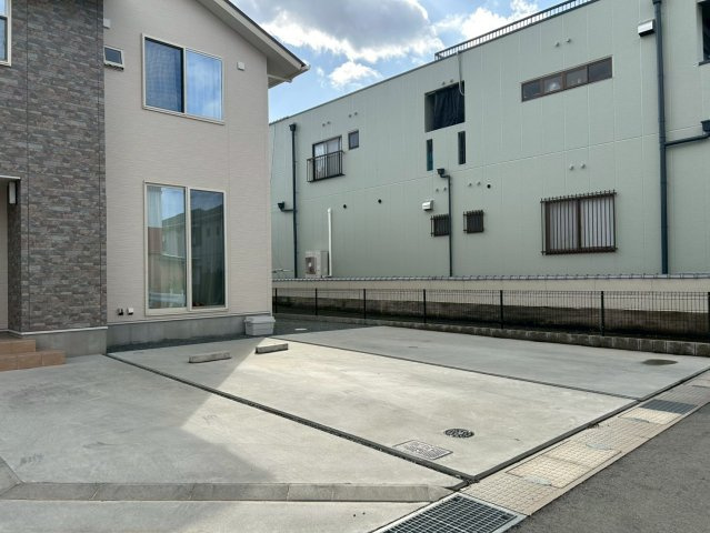 加東市社戸建の駐車場