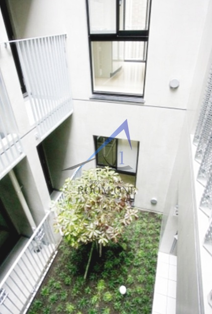 コモランセカナヅカ