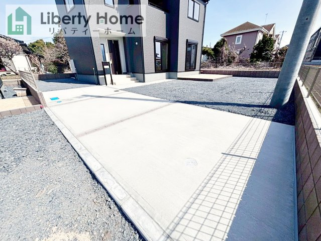 ひたちなか市足崎20期　新築戸建　3号棟の駐車場