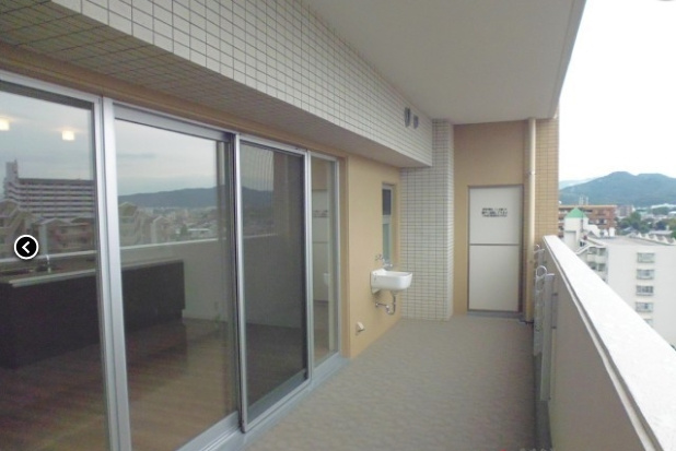 ポーラスター野中町のバルコニー