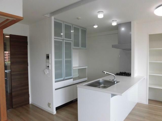 ポーラスター野中町のキッチン|内装イメージ：同物件別室