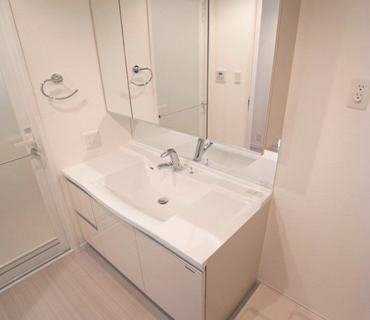 ポーラスター野中町の洗面所|内装イメージ：同物件別室