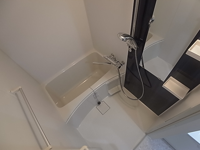 神戸市須磨区妙法寺字道正川のアパートの浴室|バスルーム