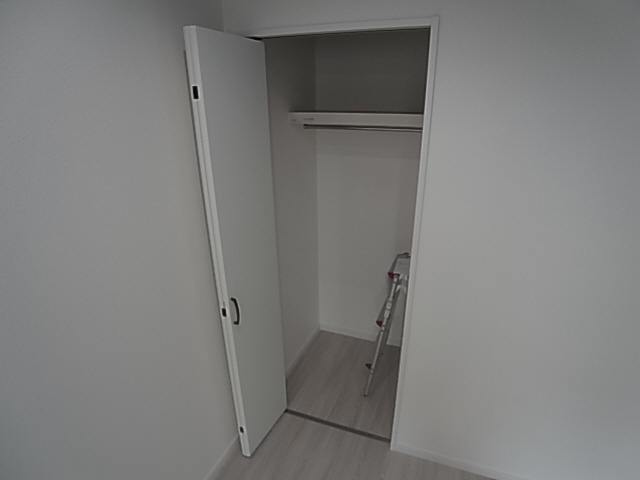 神戸市須磨区妙法寺字道正川のアパートの収納|クローゼット