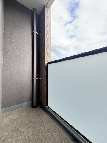 ワコーレ神戸三宮マスターズレジデンスのバルコニー