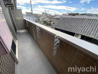 【バルコニー】 | ラフィーナ