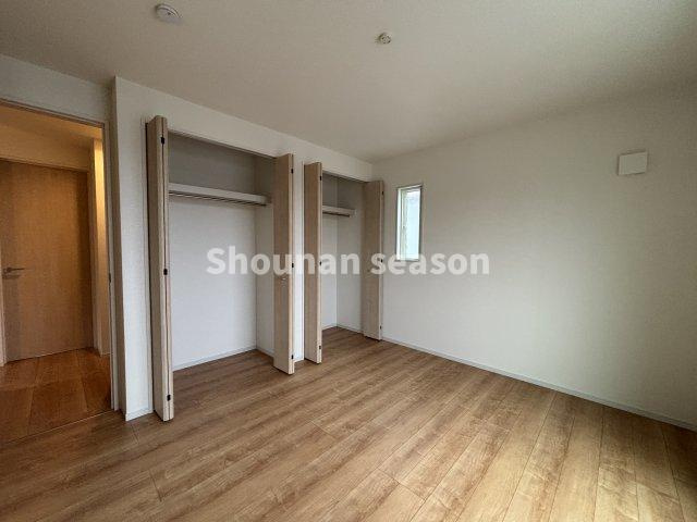 【洋室】 | 全部屋フローリングでお掃除楽々です◎