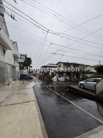【周辺】 | 学区：南毛利小学校まで徒歩９分とお子様の通学にも好立地です◎