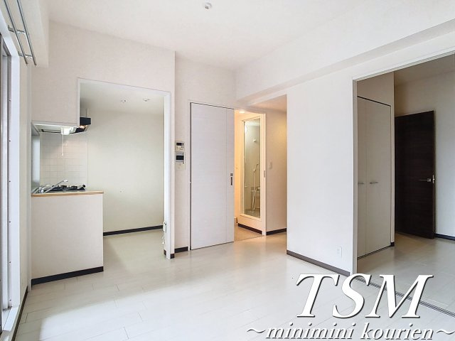 Ｍ’プラザ 香里六番館の居間・リビング