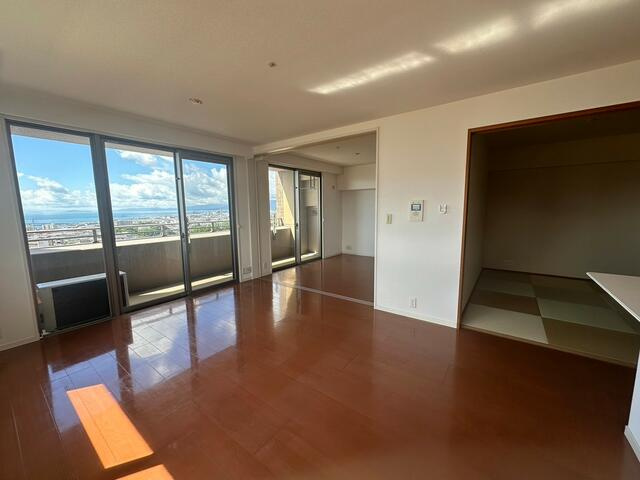 【居間・リビング】