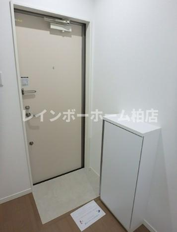 特典：仲介手数料が無料です!!の玄関|ゆったりとした玄関です