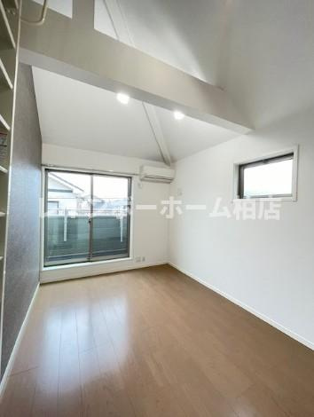 特典：仲介手数料が無料です!!の洋室|広々とした洋室です