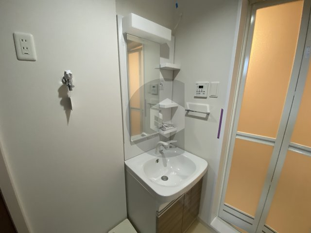サクラリヴァーの独立洗面台