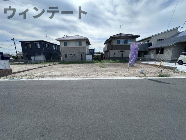 龍ケ崎市白羽４丁目の売地の外観|道路と平坦で整形地なので住宅を建てる際に最適な土地です♪