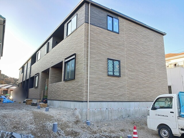 ピエール　レザン