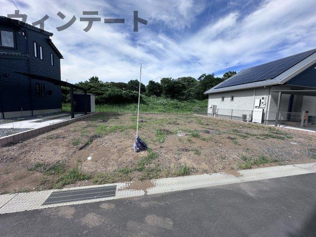 龍ケ崎市白羽４丁目の売地の外観|前面道路は交通量が少なく子供の通学にも安心の道路です♪ぜひ現地でご体感ください！