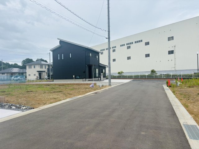 龍ケ崎市白羽４丁目の売地の外観|開放的な土地で新しい暮らしを描けます。現地見学も可能です。