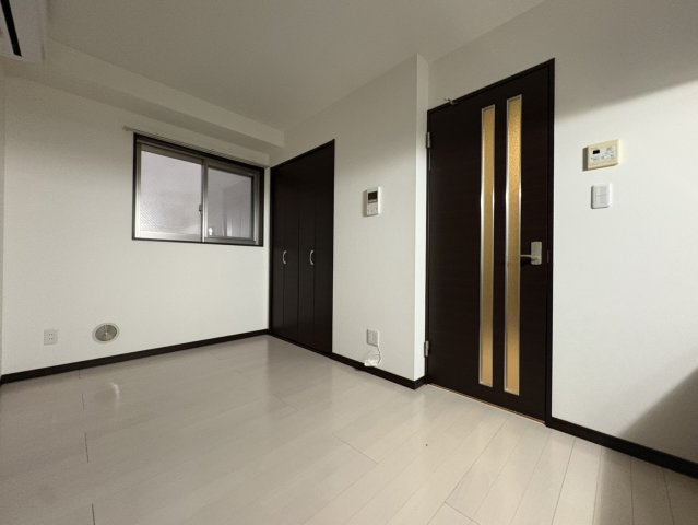 プランドール千葉の居間・リビング