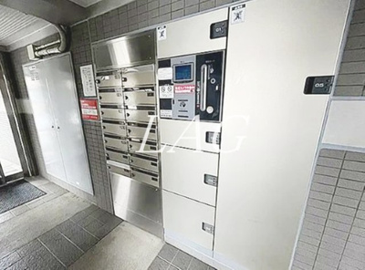 【その他共用部分】 | スクエア赤塚 | 宅配ボックスです。