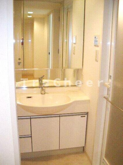 デュオスカーラ御茶ノ水Ⅱの洗面所