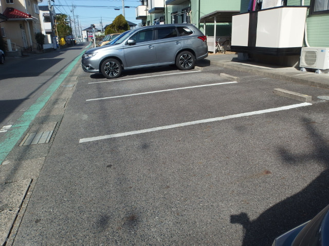 クレール杉山ＡＢの駐車場
