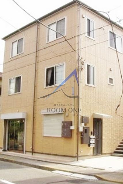 渡辺ビルのエントランス|エントランスです。