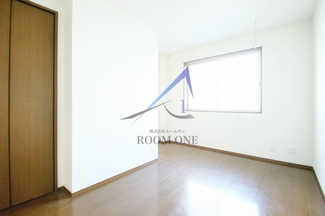 渡辺ビルの居間・リビング|洋室のお部屋です。