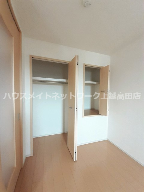 スターウイングの駐車場|駐車場